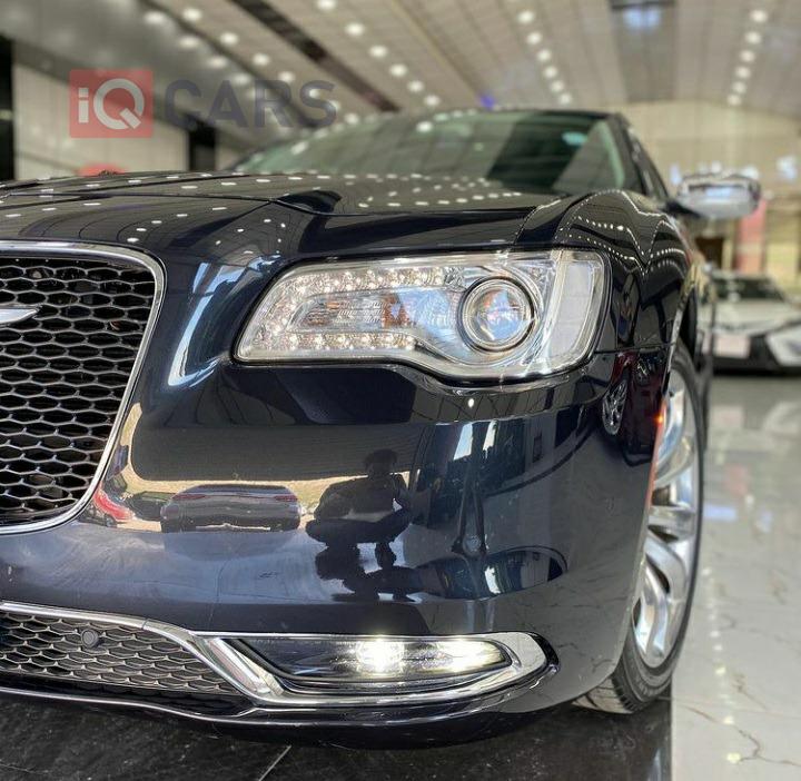 کرایسلەر 300